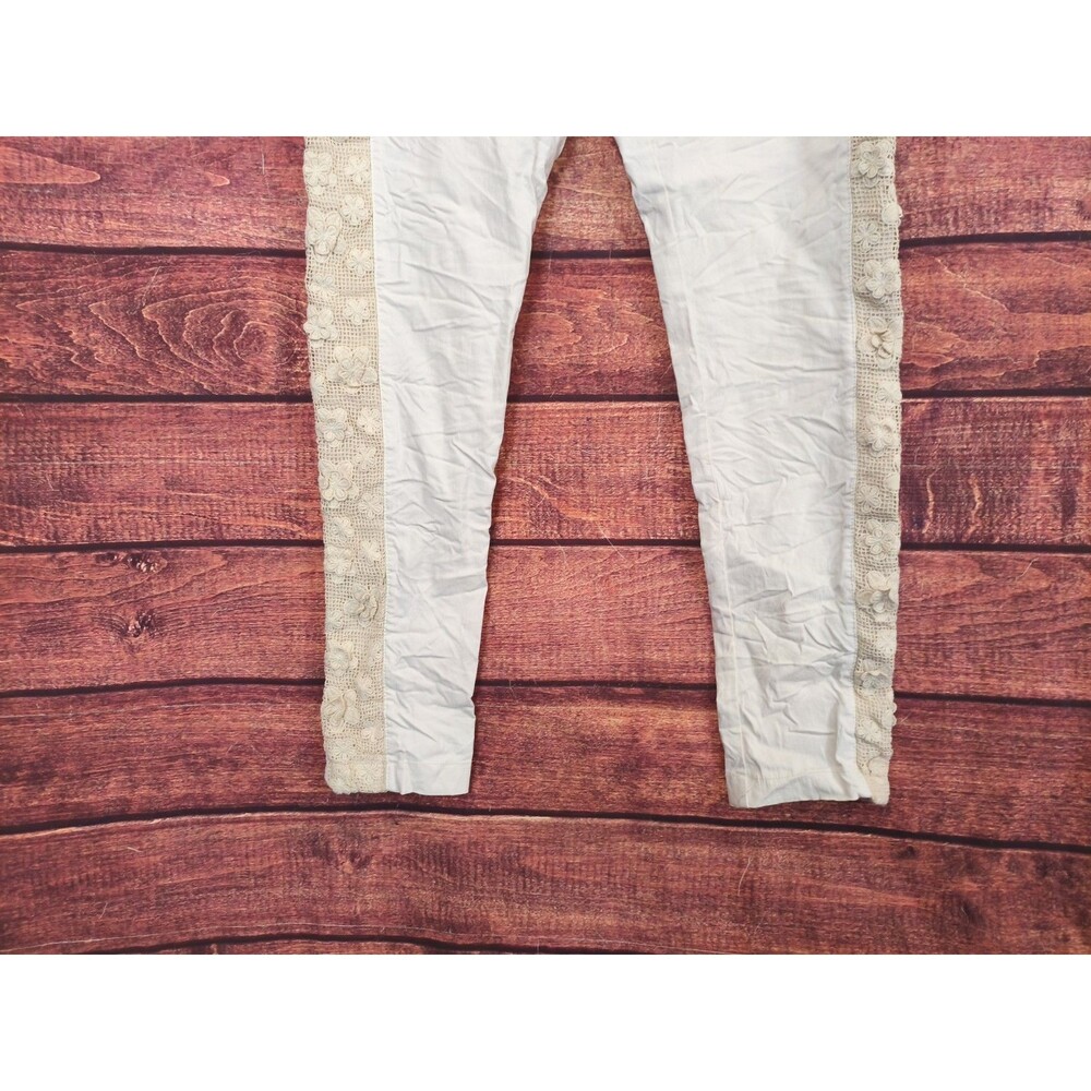 Women's Floral Crochet Inset Pants size 28x28 Cream color pants boho, garden - Picture 10 of 10
